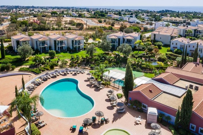 Image No.40-2 Bed Townhouse for sale