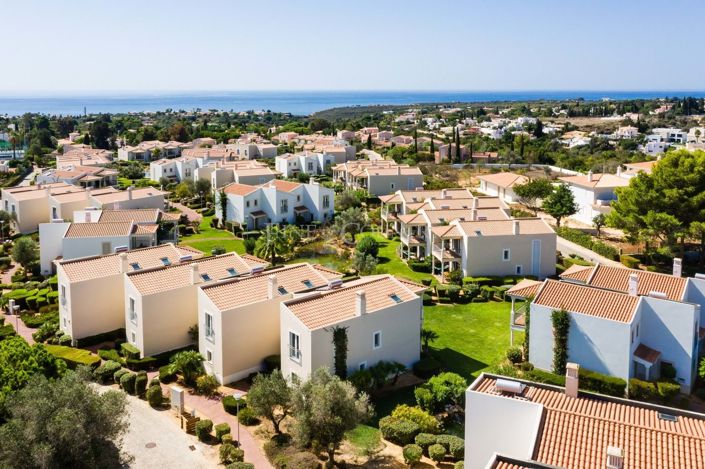 Image No.43-2 Bed Townhouse for sale