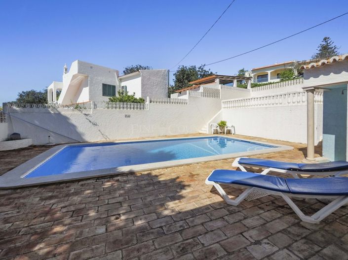 Image No.23-4 Bed Property for sale