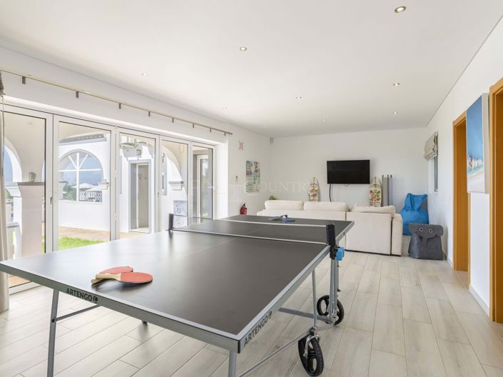 Image No.15-6 Bed Villa for sale