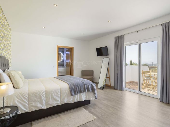 Image No.16-6 Bed Villa for sale