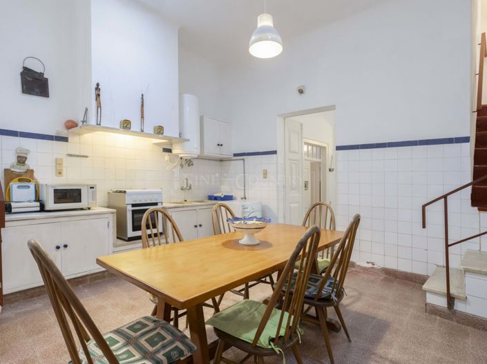 Image No.15-5 Bed Townhouse for sale