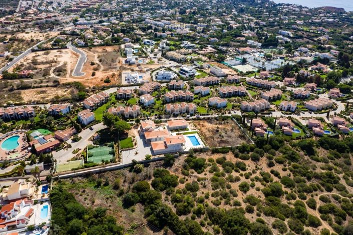 Image No.29-2 Bed Townhouse for sale