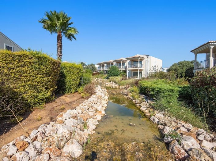 Image No.27-3 Bed Property for sale