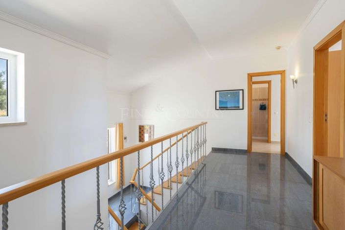 Image No.18-4 Bed Villa for sale