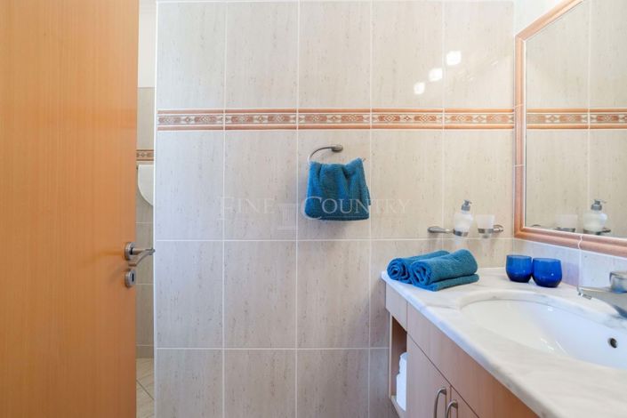 Image No.24-4 Bed Villa for sale