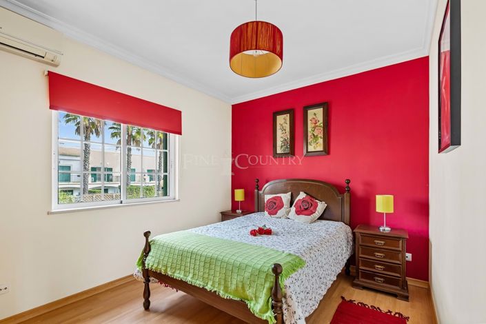 Image No.10-3 Bed Semi-Detached for sale