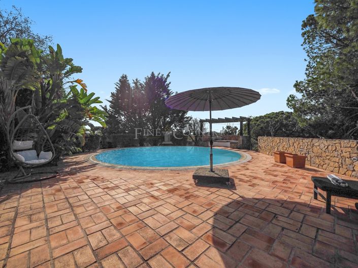 Image No.36-3 Bed Property for sale