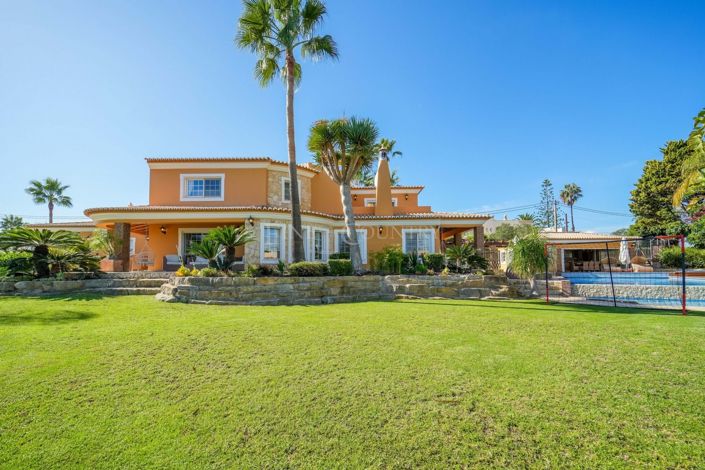 Image No.7-4 Bed Property for sale