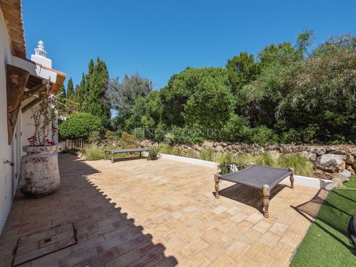 Image No.54-4 Bed Property for sale