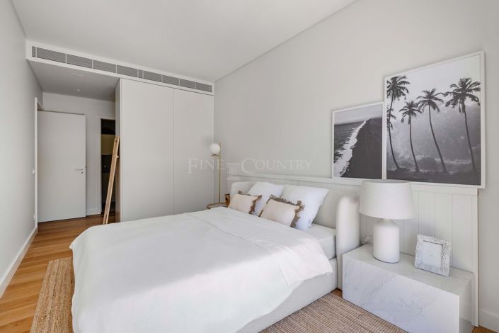 Image No.33-3 Bed Apartment for sale