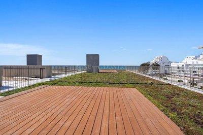 2104-126860-b952a8cbdbc2fd66601ce91bb265b9cce