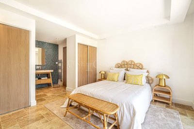 2104-161500-b952a8cbdbc2fd66601ce91bb265b9cce