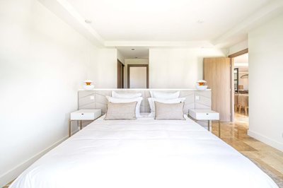 2104-161500-b952a8cbdbc2fd66601ce91bb265b9cce