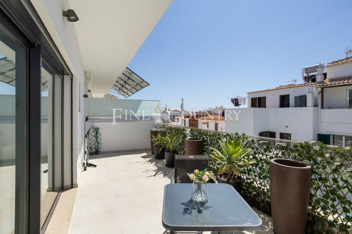 Image No.11-3 Bed Townhouse for sale