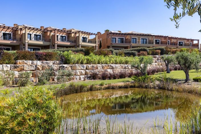 Image No.23-2 Bed Property for sale