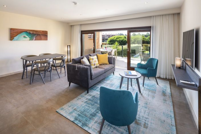 Image No.3-2 Bed Property for sale