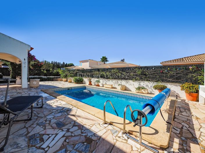 Image No.42-5 Bed Property for sale