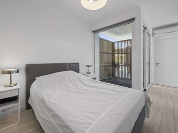 2104-355426-b952a8cbdbc2fd66601ce91bb265b9cce