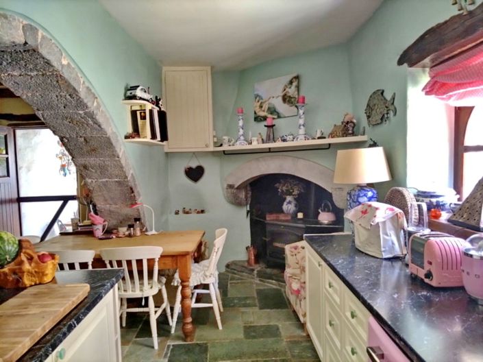 Image No.17-3 Bed House for sale