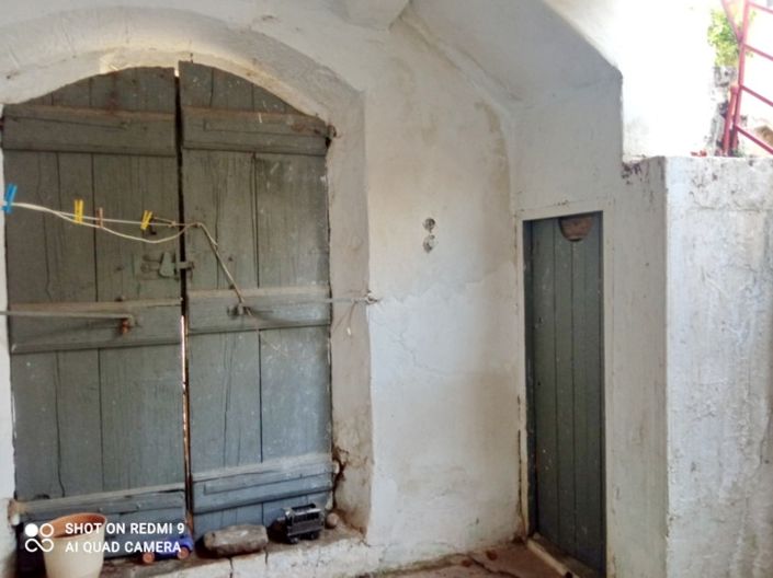 Image No.20-4 Bed House for sale