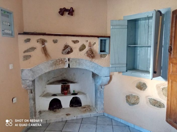 Image No.6-4 Bed House for sale