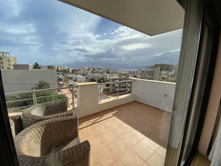 Image No.10-4 Bed House for sale