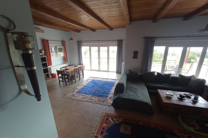 Image No.6-2 Bed House for sale