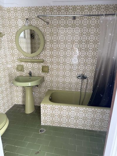 Image No.13-2 Bed House for sale