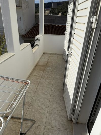 Image No.14-2 Bed House for sale