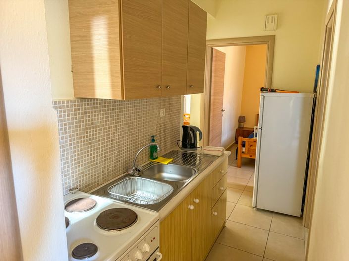 Image No.19-8 Bed House for sale