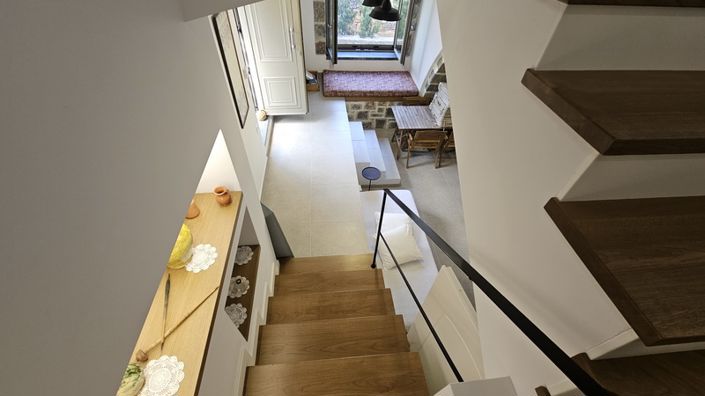 Image No.27-2 Bed House for sale