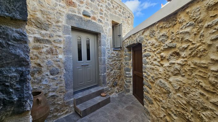 Image No.6-2 Bed House for sale