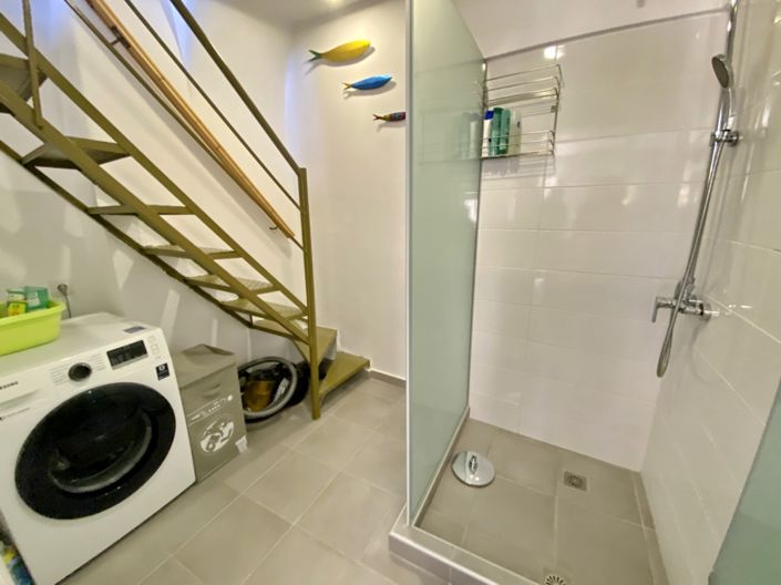 Image No.12-3 Bed House for sale