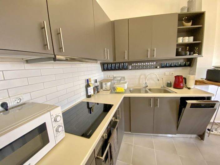 Image No.15-3 Bed House for sale