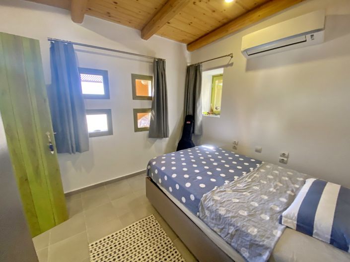 Image No.17-3 Bed House for sale