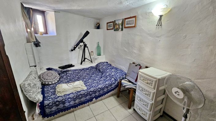 Image No.19-2 Bed House for sale