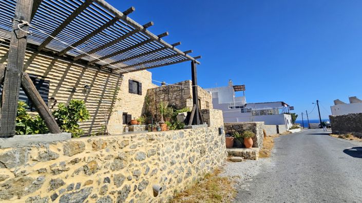 Image No.3-2 Bed House for sale