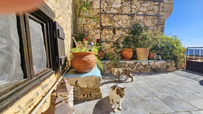 Image No.22-2 Bed House for sale