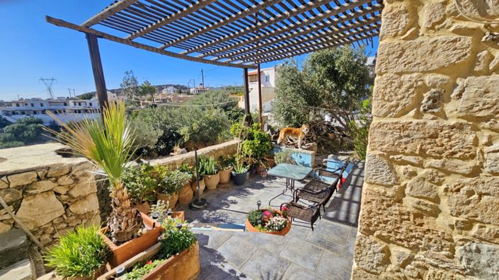 Image No.6-2 Bed House for sale