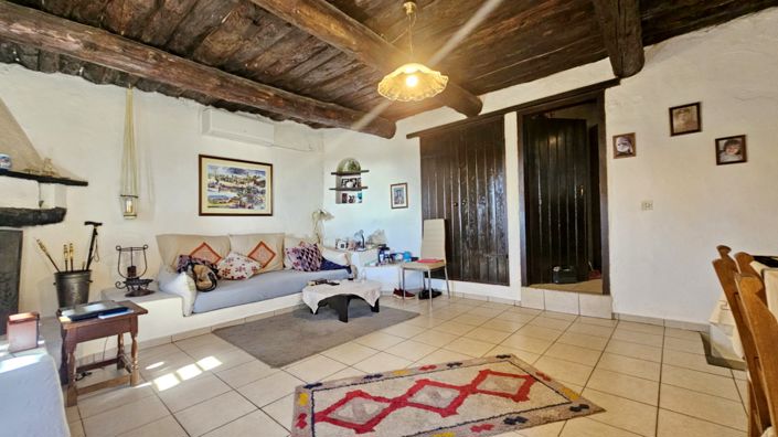 Image No.7-2 Bed House for sale