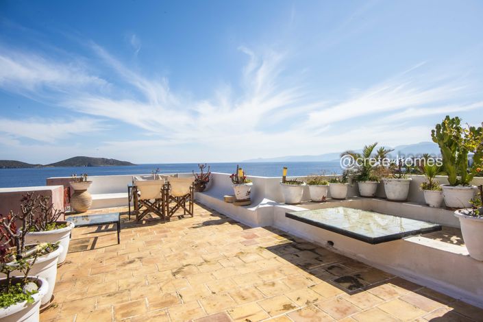 Image No.12-10 Bed Villa for sale