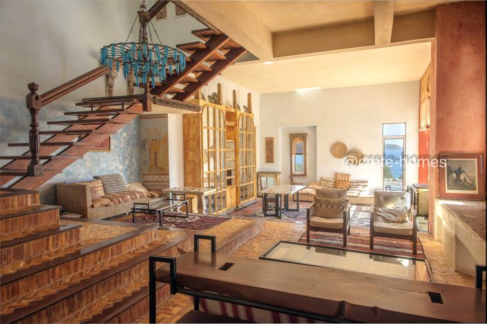 Image No.46-10 Bed Villa for sale