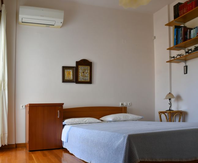 Image No.11-3 Bed House for sale