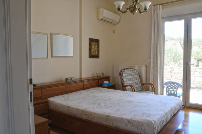 Image No.13-3 Bed House for sale