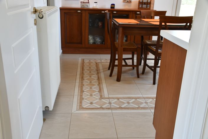 Image No.19-3 Bed House for sale