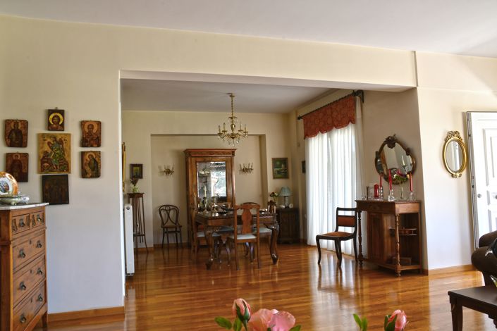 Image No.24-3 Bed House for sale