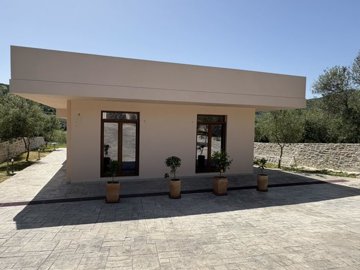 1 - Heraklion, House