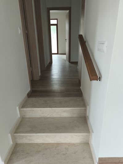 Image No.11-3 Bed House for sale