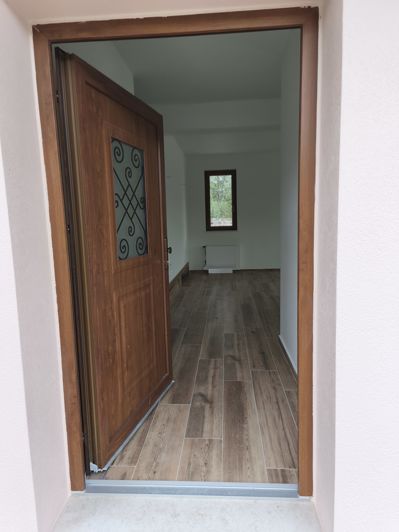 Image No.2-3 Bed House for sale